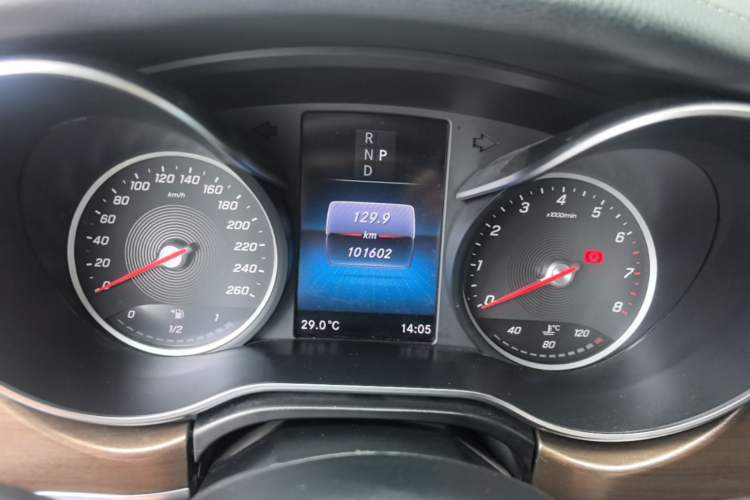 Used Mercedes-Benz V-Class 2020 V 260 L Long-wheelbase Luxury Edition Instrument Cluster