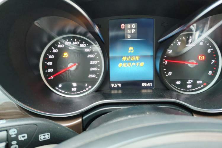Used Mercedes-Benz V-Class 2020 V 260 Avantgarde Edition Instrument Cluster