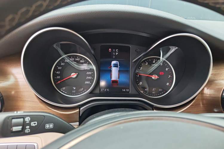 Used Mercedes-Benz V-Class 2020 V 260 L Long-wheelbase Luxury Edition Instrument Cluster