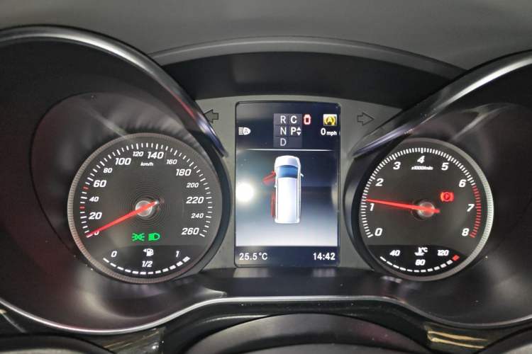 Used Mercedes-Benz V-Class 2020 V 260 L Long-wheelbase Luxury Edition Instrument Cluster