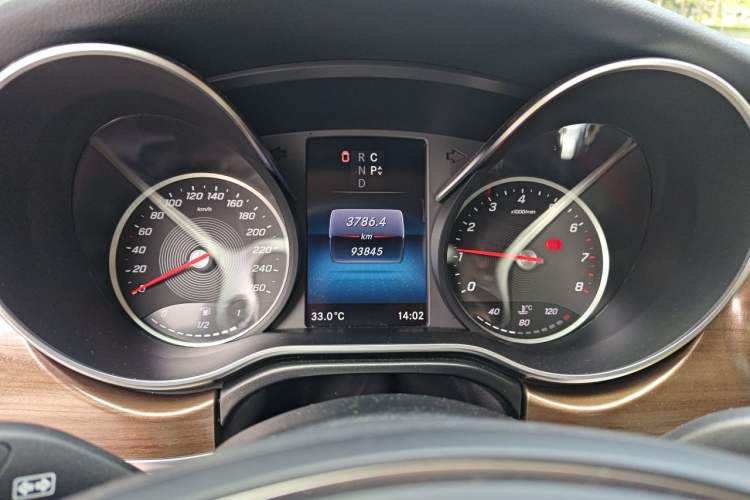 Used Mercedes-Benz V-Class 2020 V 260 L Long-wheelbase Luxury Edition Instrument Cluster