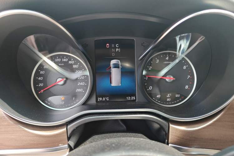 Used Mercedes-Benz V-Class 2020 V 260 L Long-wheelbase Luxury Edition Instrument Cluster