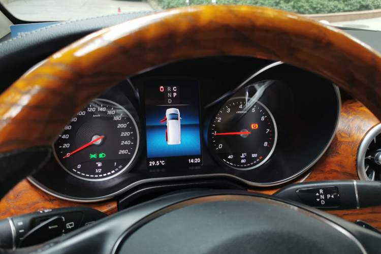 Used Mercedes-Benz V-Class 2020 V 260 L Long-wheelbase Luxury Edition Instrument Cluster