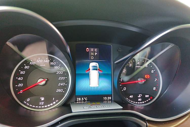 Used Mercedes-Benz V-Class 2020 V 260 L Long-wheelbase Luxury Edition Instrument Cluster