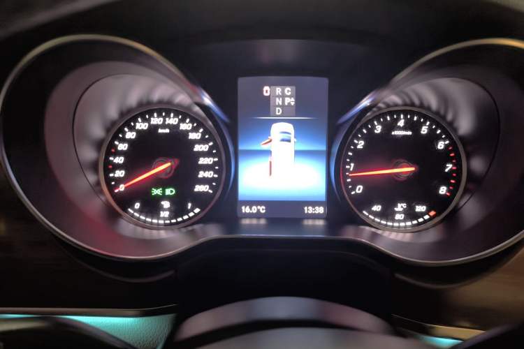 Used Mercedes-Benz V-Class 2020 V 260 L Long-wheelbase Luxury Edition Instrument Cluster