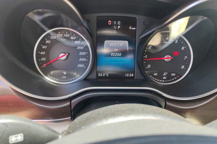 Used Mercedes-Benz V-Class 2020 V 260 Avantgarde Edition Instrument Cluster