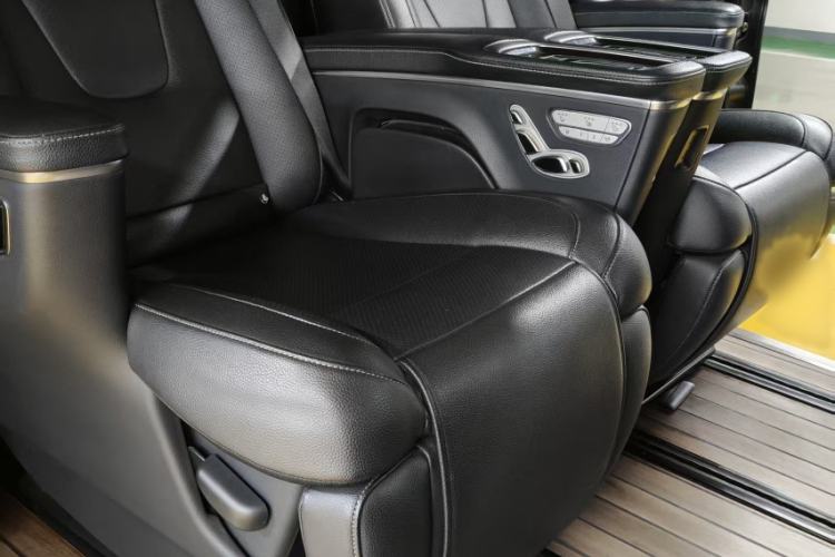 Used Mercedes-Benz V-Class 2020 V 260 L Long-wheelbase Luxury Edition Interior 2