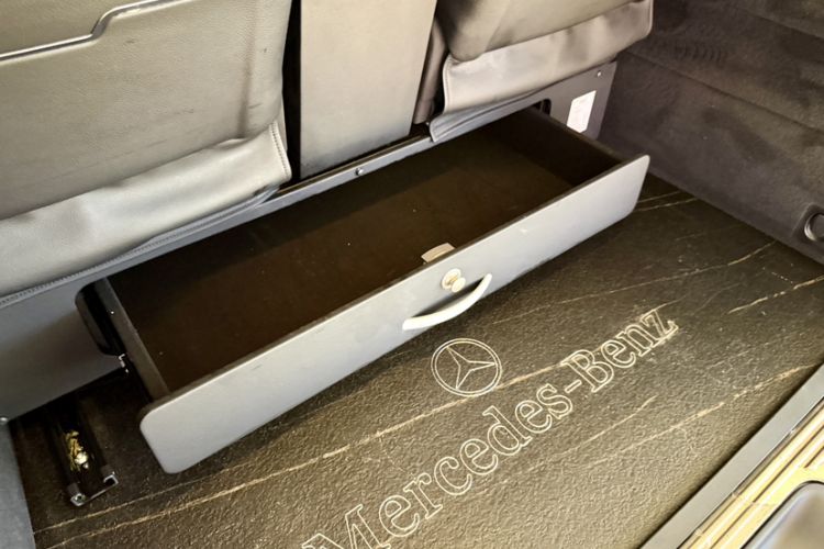 Used Mercedes-Benz V-Class 2020 V 260 L Long-wheelbase Luxury Edition Interior 7