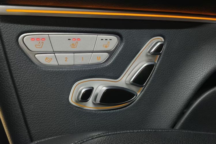 Used Mercedes-Benz V-Class 2020 V 260 L Long-wheelbase Luxury Edition Interior 9