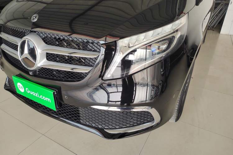Used Mercedes-Benz V-Class 2020 V 260 Prestige Edition Left Front Headlight