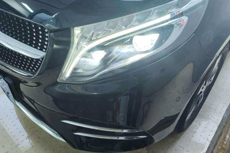 Used Mercedes-Benz V-Class 2020 V 260 L Long-wheelbase Luxury Edition Left Front Headlight