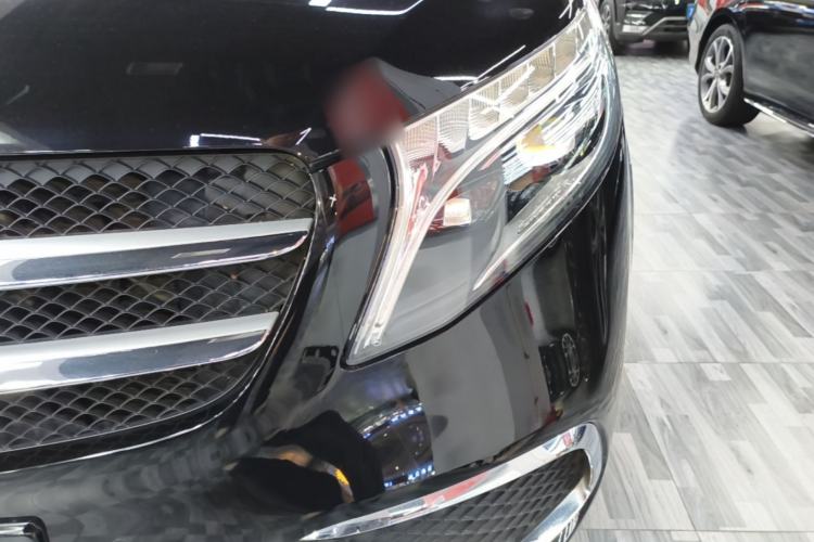Used Mercedes-Benz V-Class 2020 V 260 Avantgarde Edition Left Front Headlight