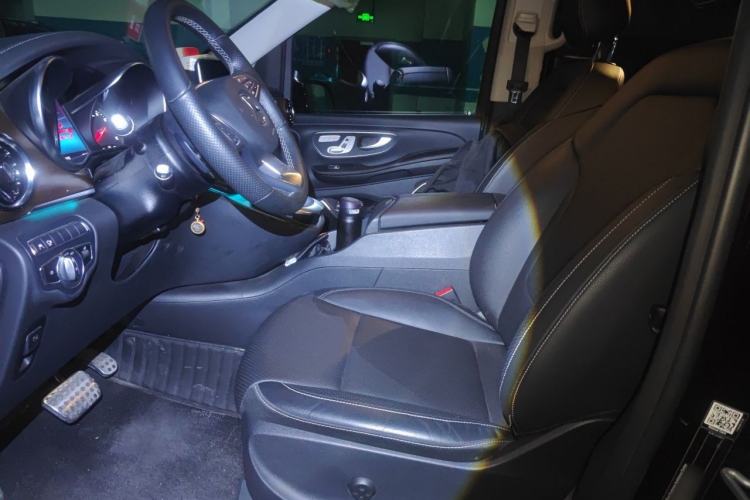 Used Mercedes-Benz V-Class 2020 V 260 L Long-wheelbase Luxury Edition Left Front Seat