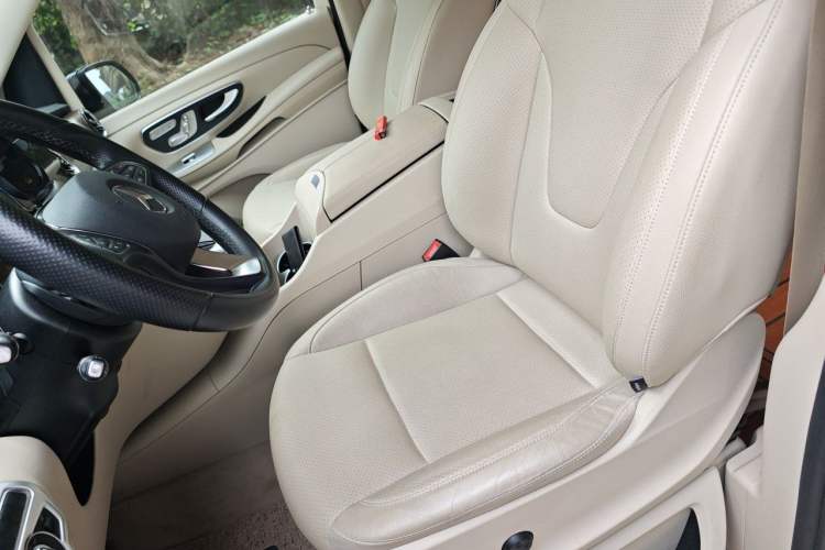 Used Mercedes-Benz V-Class 2020 V 260 L Long-wheelbase Luxury Edition Left Front Seat