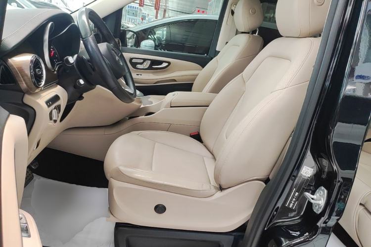 Used Mercedes-Benz V-Class 2020 V 260 Prestige Edition Left Front Seat