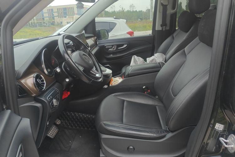 Used Mercedes-Benz V-Class 2020 V 260 L Long-wheelbase Luxury Edition Left Front Seat