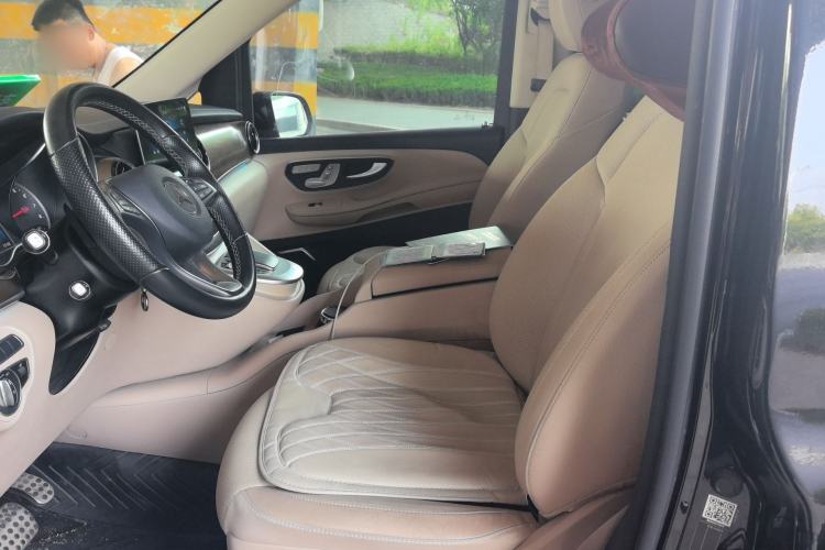 Used Mercedes-Benz V-Class 2020 V 260 Prestige Edition Left Front Seat