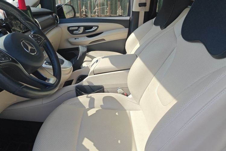 Used Mercedes-Benz V-Class 2020 V 260 Avantgarde Edition Left Front Seat