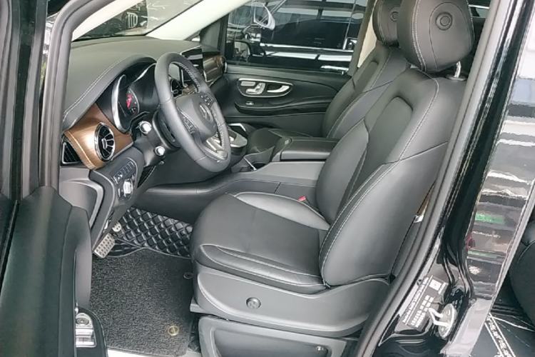 Used Mercedes-Benz V-Class 2020 V 260 L Long-wheelbase Luxury Edition Left Front Seat