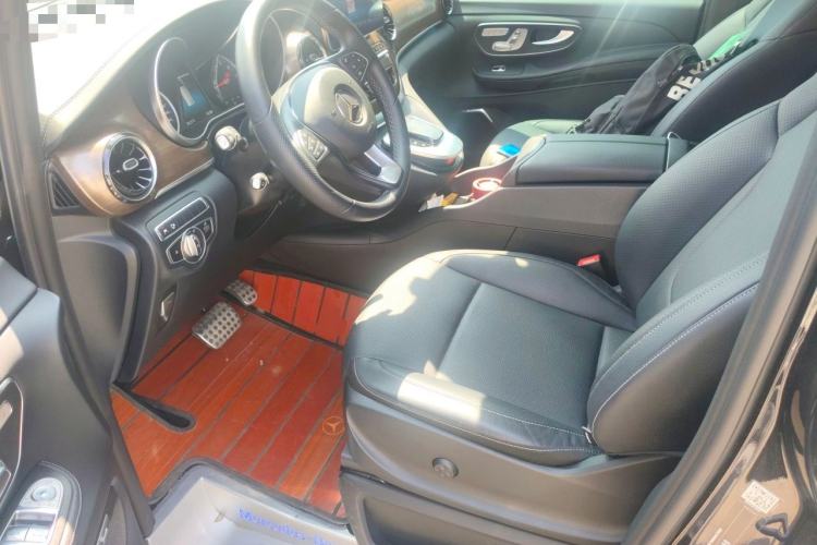 Used Mercedes-Benz V-Class 2020 V 260 L Long-wheelbase Luxury Edition Left Front Seat