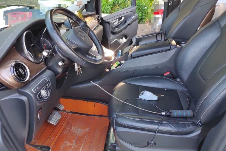 Used Mercedes-Benz V-Class 2020 V 260 L Long-wheelbase Luxury Edition Left Front Seat