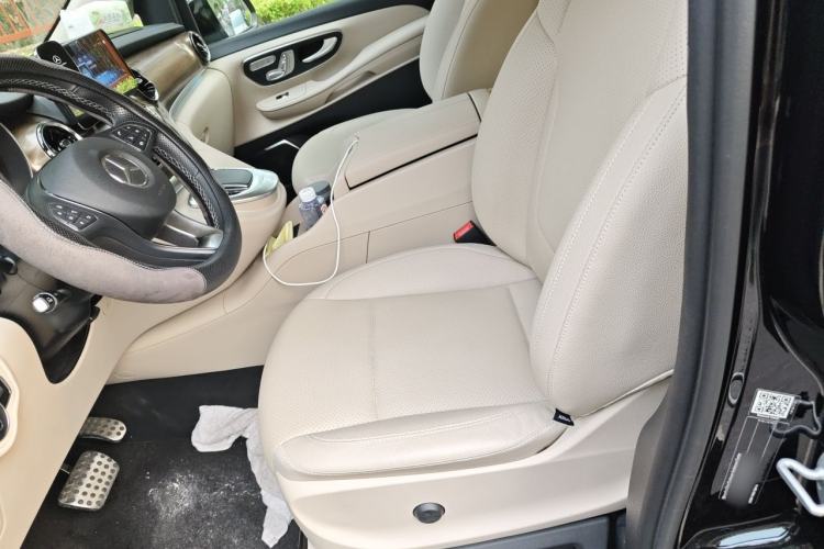Used Mercedes-Benz V-Class 2020 V 260 Prestige Edition Left Front Seat