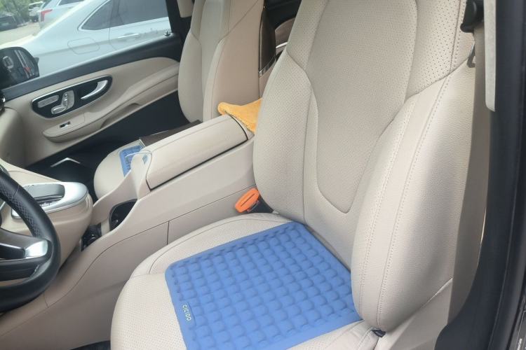 Used Mercedes-Benz V-Class 2020 V 260 Prestige Edition Left Front Seat