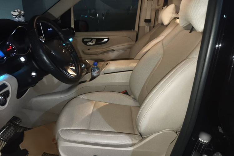 Used Mercedes-Benz V-Class 2020 V 260 L Long-wheelbase Luxury Edition Left Front Seat