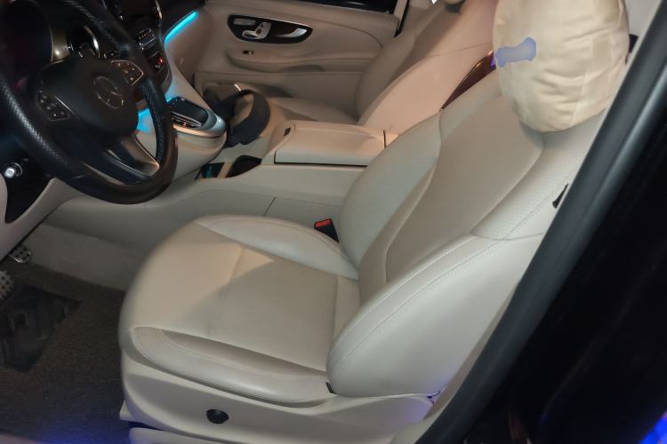 Used Mercedes-Benz V-Class 2020 V 260 Prestige Edition Left Front Seat