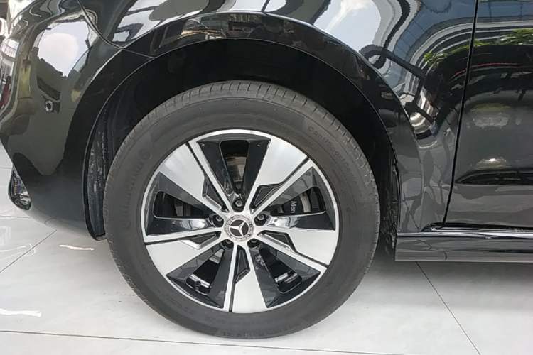 Used Mercedes-Benz V-Class 2020 V 260 L Long-wheelbase Luxury Edition Left Front Wheel Hub