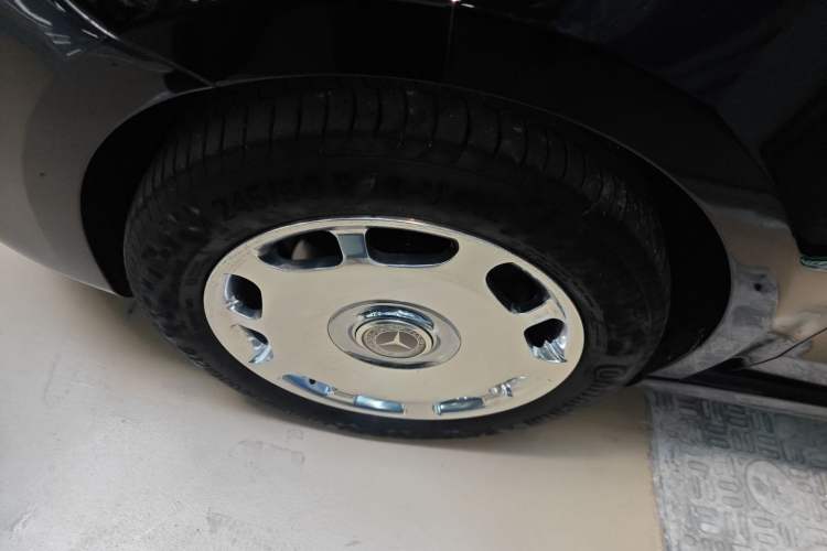 Used Mercedes-Benz V-Class 2020 V 260 L Long-wheelbase Luxury Edition Left Front Wheel Hub