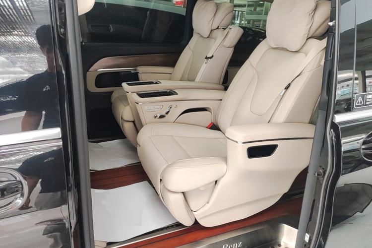 Used Mercedes-Benz V-Class 2020 V 260 Prestige Edition Left Rear Seat