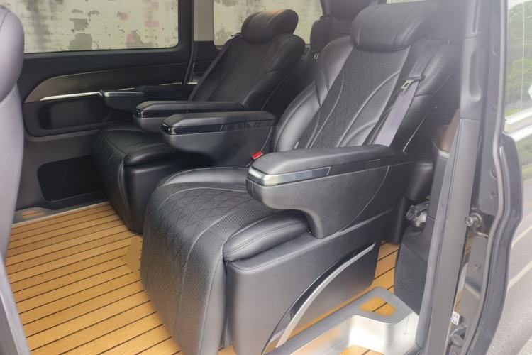 Used Mercedes-Benz V-Class 2020 V 260 Prestige Edition Left Rear Seat