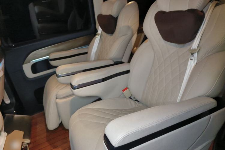 Used Mercedes-Benz V-Class 2020 V 260 Prestige Edition Left Rear Seat