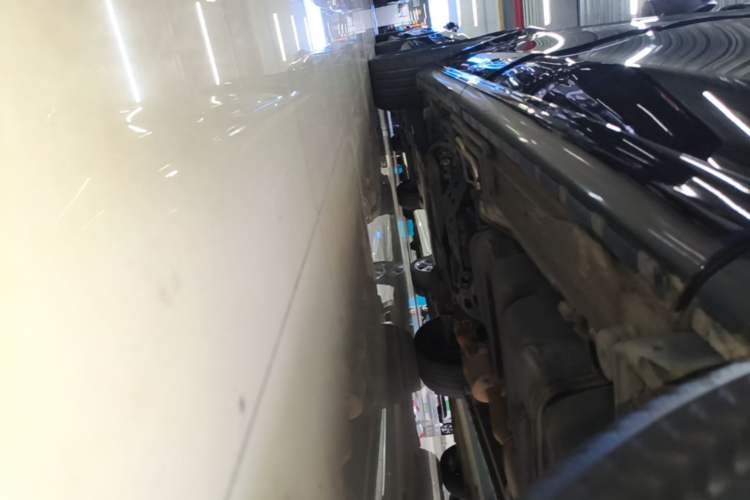 Used Mercedes-Benz V-Class 2020 V 260 Prestige Edition Left Side Sill