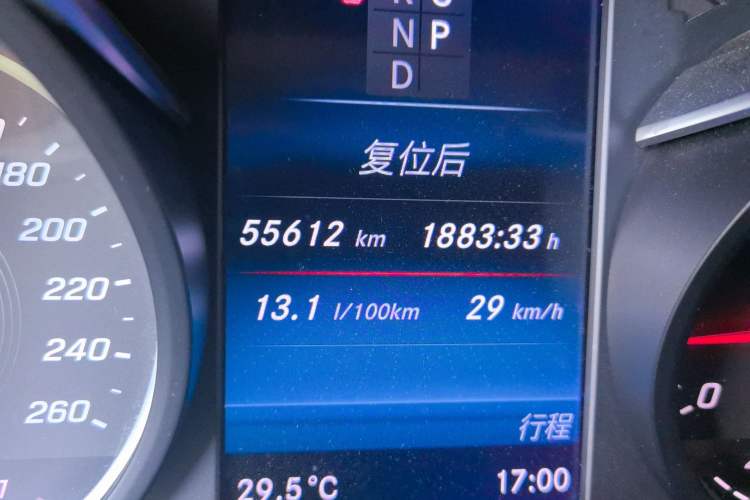 Used Mercedes-Benz V-Class 2020 V 260 Prestige Edition Odometer Close Up