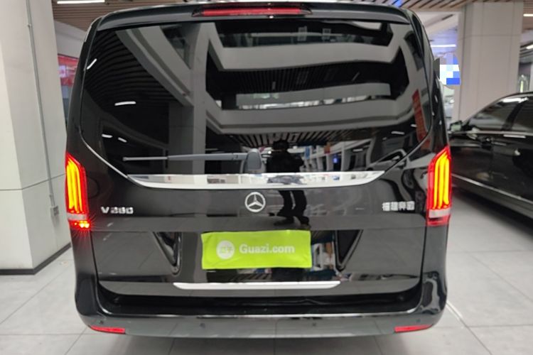 Used Mercedes-Benz V-Class 2020 V 260 Avantgarde Edition Rear