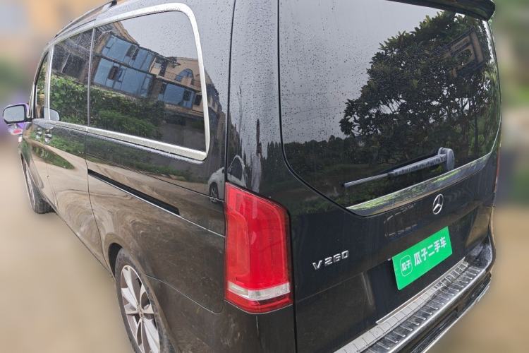 Used Mercedes-Benz V-Class 2020 V 260 Avantgarde Edition Rear Left 45 Deg