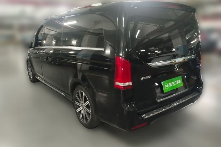 Used Mercedes-Benz V-Class 2020 V 260 L Long-wheelbase Luxury Edition Rear Left 45 Deg