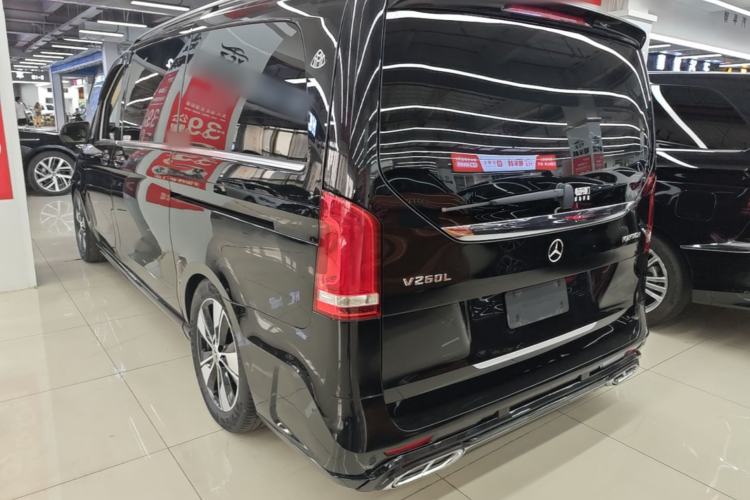 Used Mercedes-Benz V-Class 2020 V 260 Prestige Edition Rear Left 45 Deg