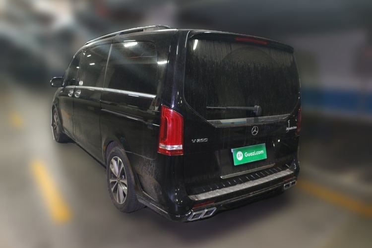 Used Mercedes-Benz V-Class 2020 V 260 Avantgarde Edition Rear Left 45 Deg