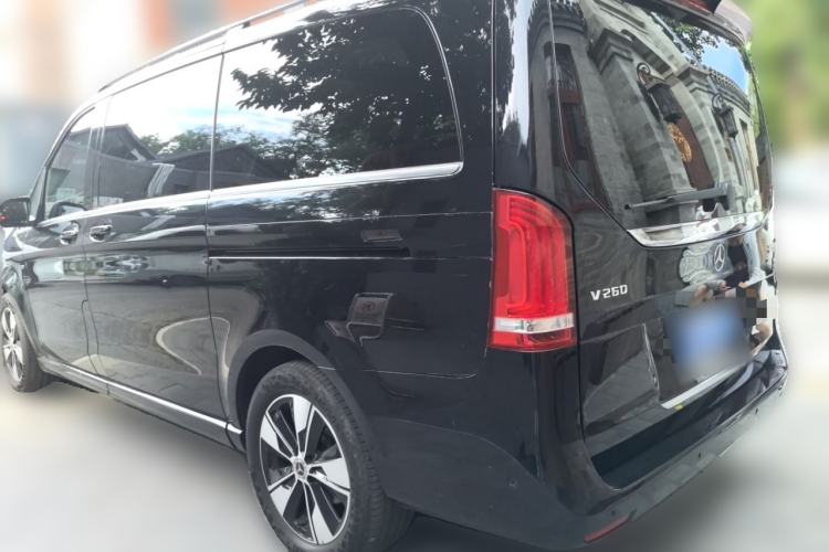 Used Mercedes-Benz V-Class 2020 V 260 Prestige Edition Rear Left 45 Deg
