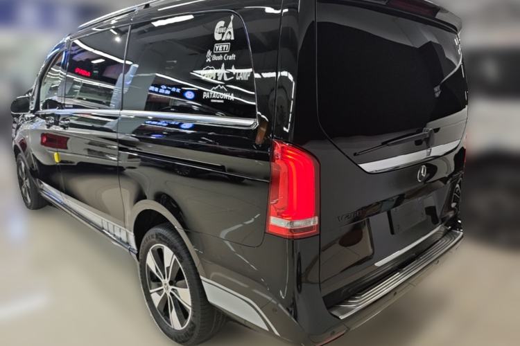 Used Mercedes-Benz V-Class 2020 V 260 Prestige Edition Rear Left 45 Deg
