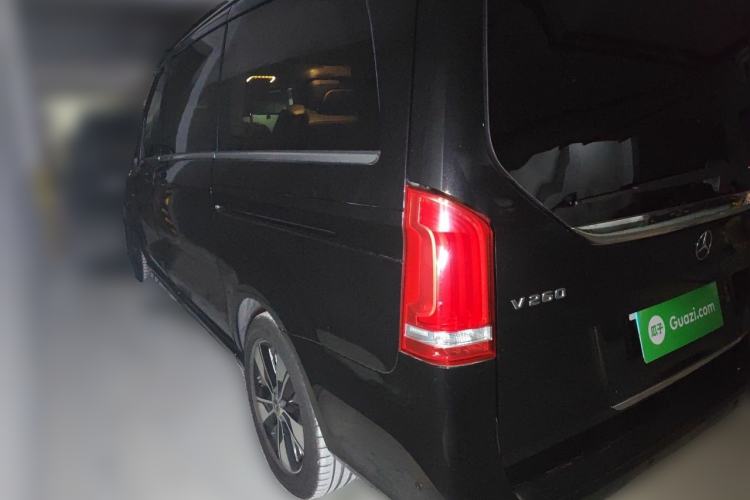 Used Mercedes-Benz V-Class 2020 V 260 Prestige Edition Rear Left 45 Deg