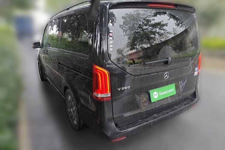 Used Mercedes-Benz V-Class 2020 V 260 Prestige Edition Rear Left 45 Deg