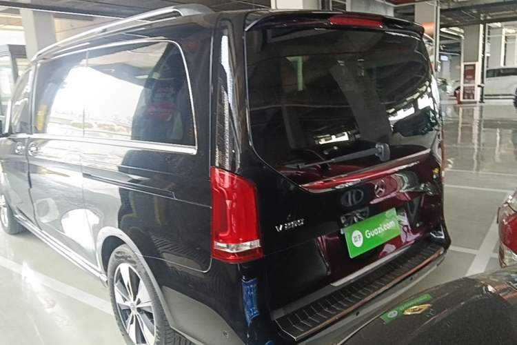 Used Mercedes-Benz V-Class 2020 V 260 Prestige Edition Rear Left 45 Deg