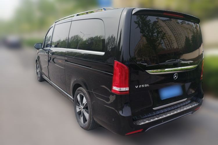 Used Mercedes-Benz V-Class 2020 V 260 L Long-wheelbase Luxury Edition Rear Left 45 Deg
