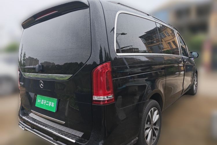 Used Mercedes-Benz V-Class 2020 V 260 Avantgarde Edition Rear Right 45 Deg