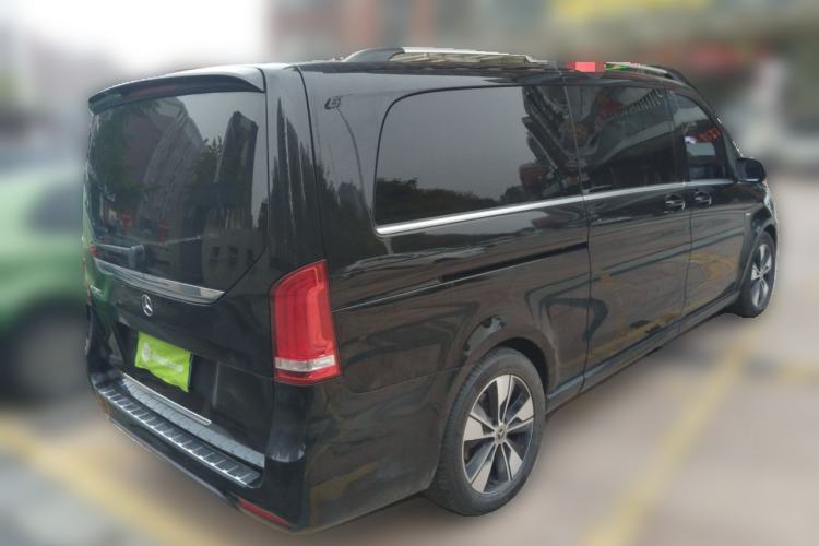 Used Mercedes-Benz V-Class 2020 V 260 L Long-wheelbase Luxury Edition Rear Right 45 Deg
