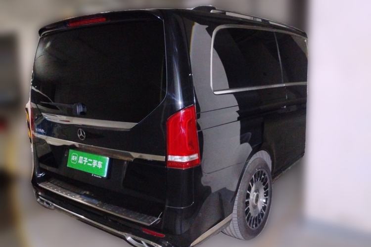 Used Mercedes-Benz V-Class 2020 V 260 L Long-wheelbase Luxury Edition Rear Right 45 Deg